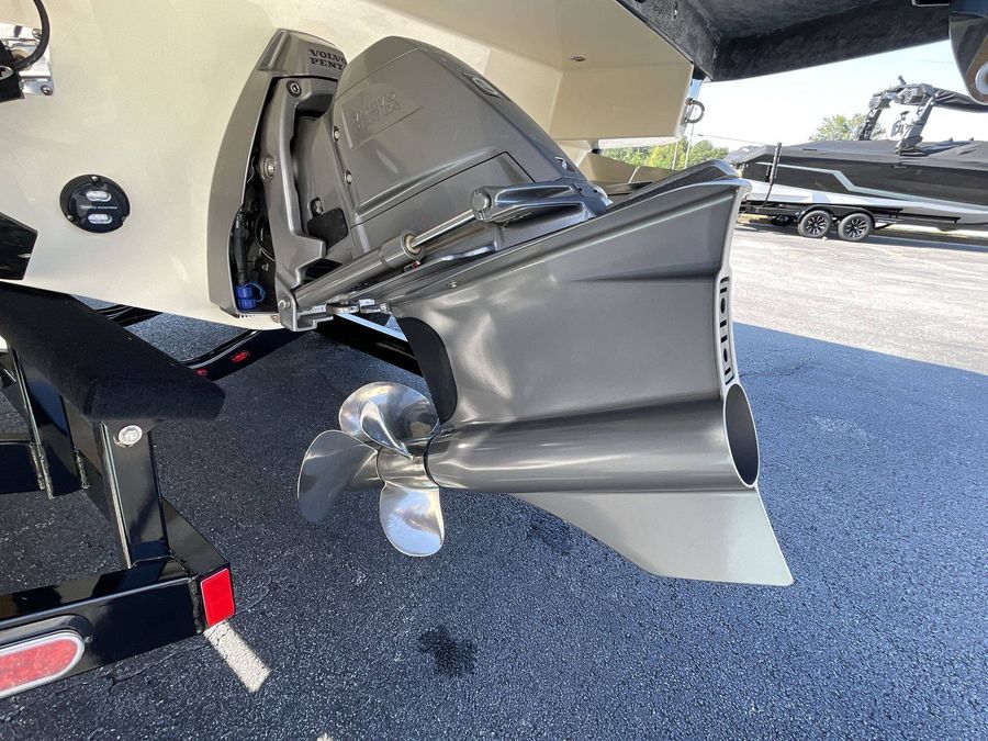 2026 Chris-Craft 25 SPORTSTER WAKE SURF, photo 18 of 29