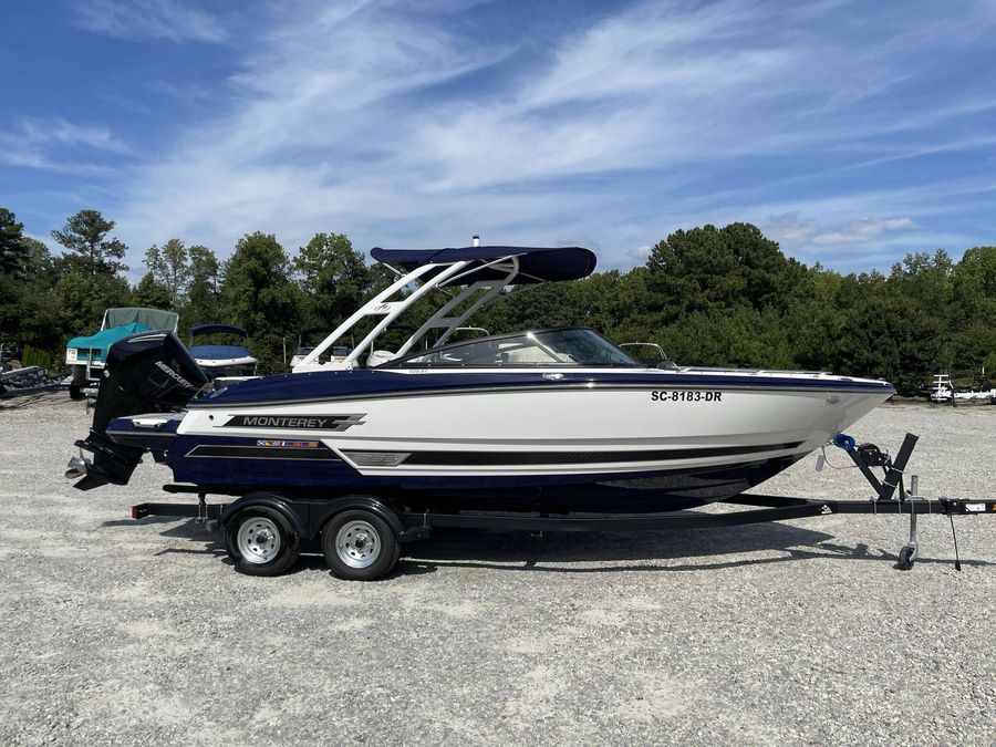 2021 Monterey 235SS, photo 11 of 30