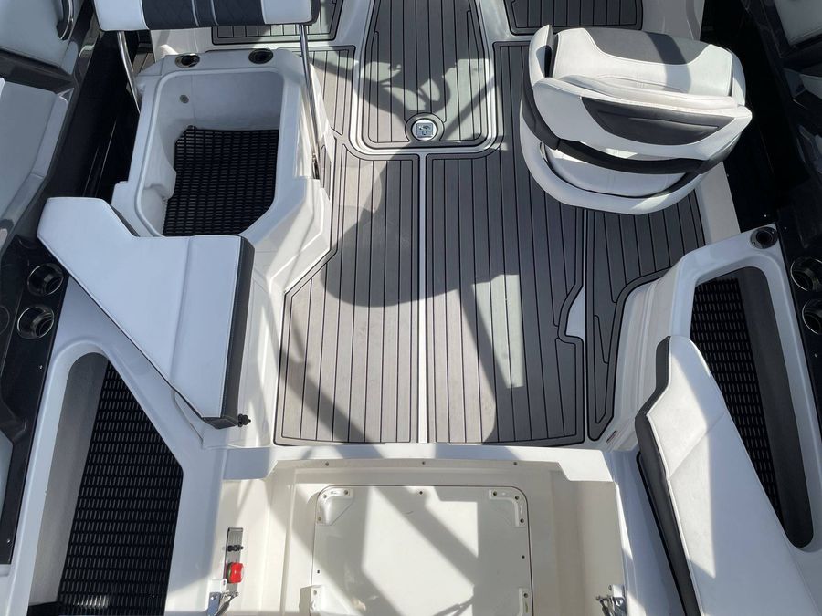 2021 Monterey 235SS, photo 12 of 30