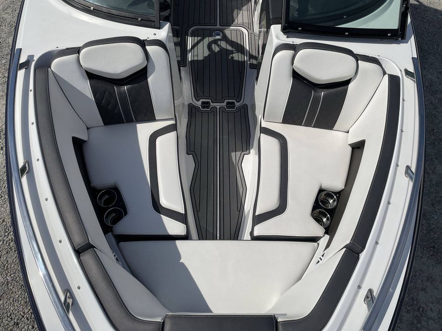 2021 Monterey 235SS, photo 26 of 30