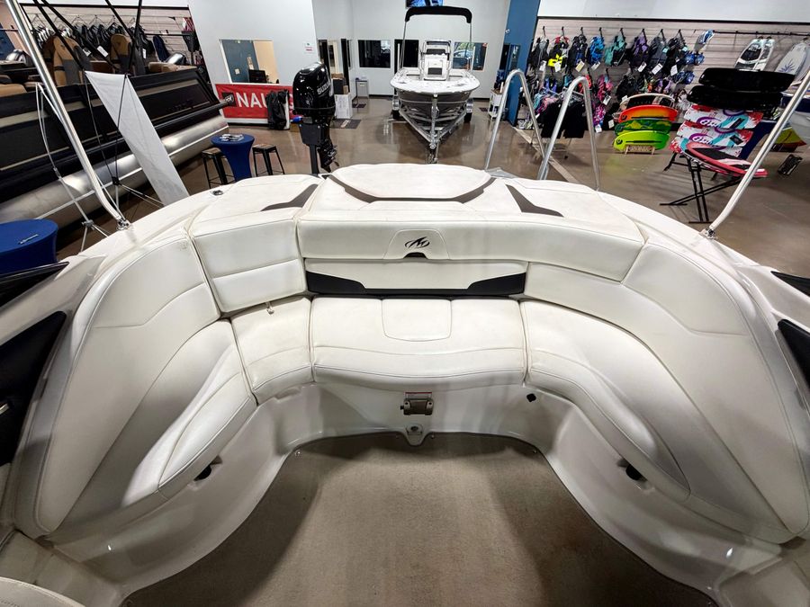 2012 Monterey 224 FSX, photo 11 of 15