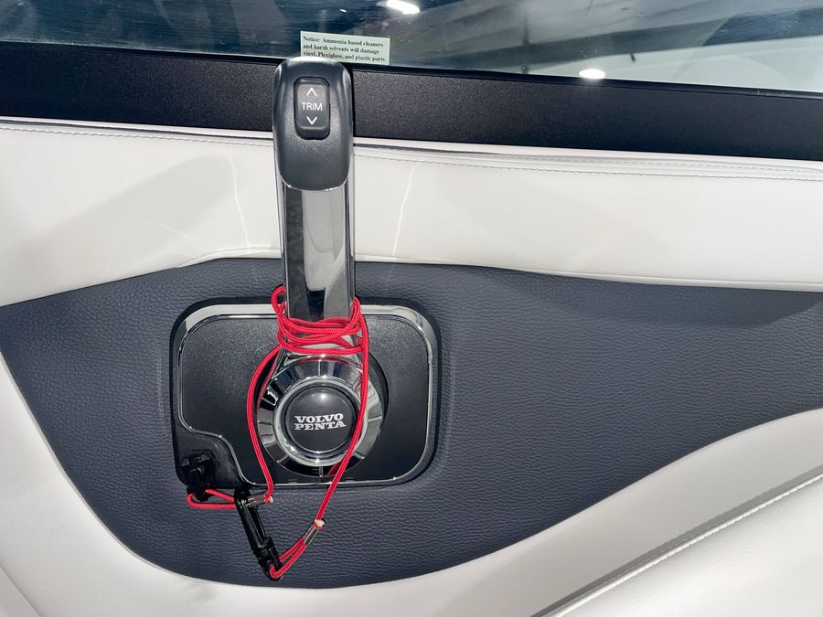 2025 Regal 2000ES, photo 8 of 16