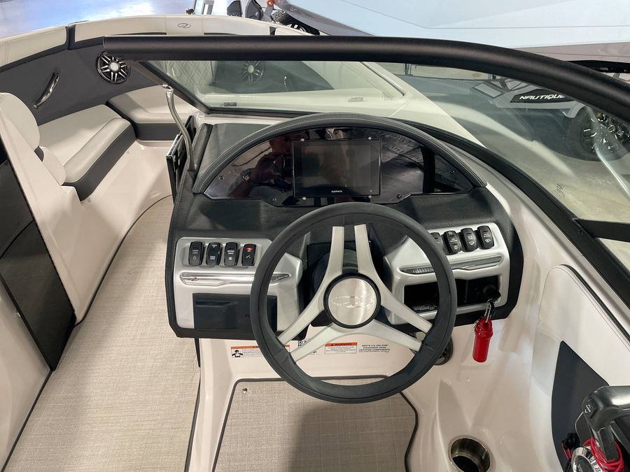 2025 Regal 2000ES, photo 10 of 16