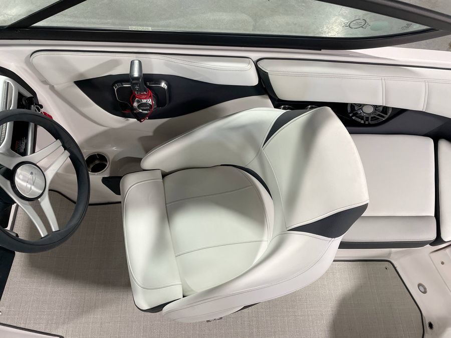 2025 Regal 2000ES, photo 11 of 16