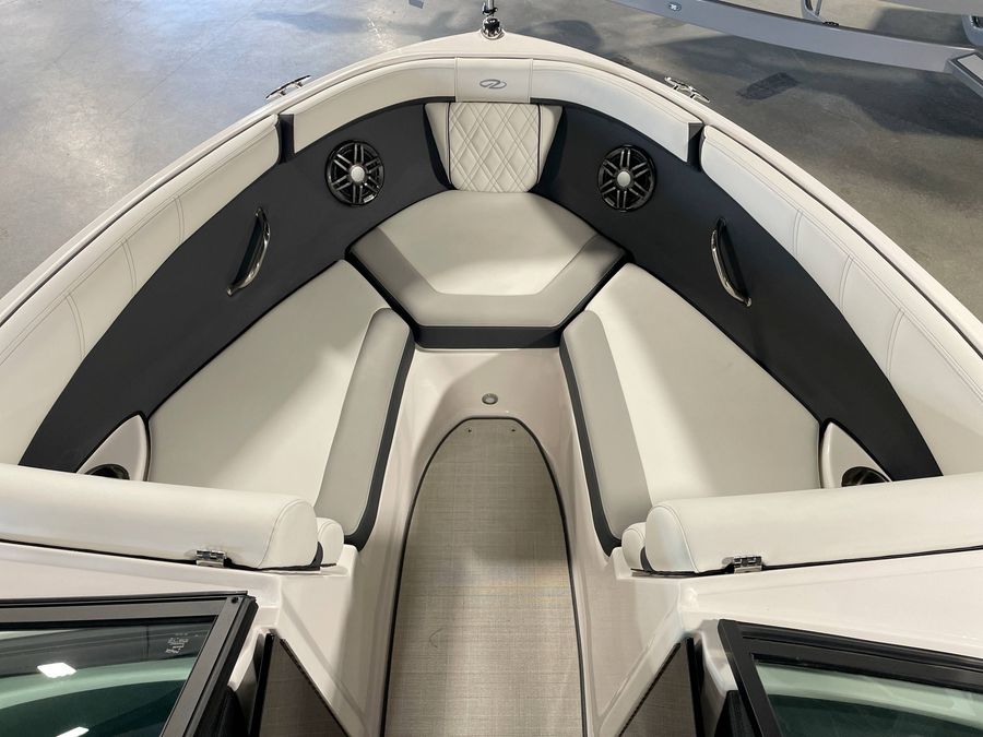 2025 Regal 2000ES, photo 6 of 16