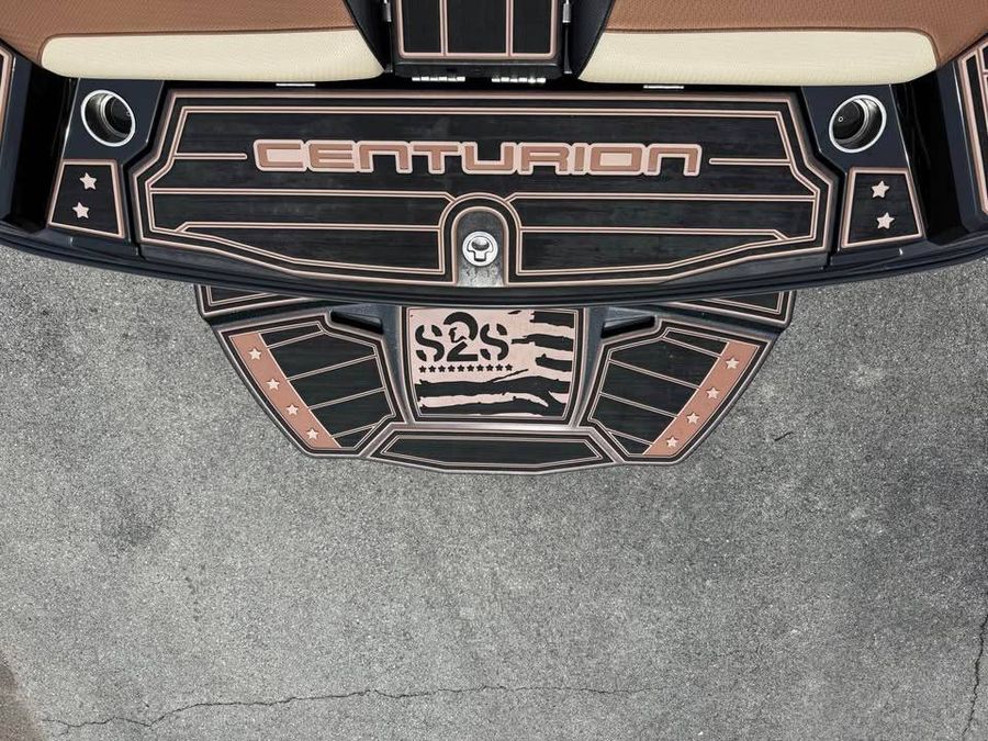2023 Centurion RI 265, photo 8 of 17