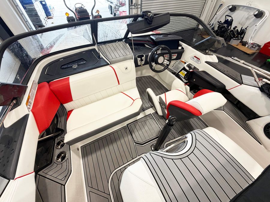 2019 Nautique Ski, photo 9 of 11