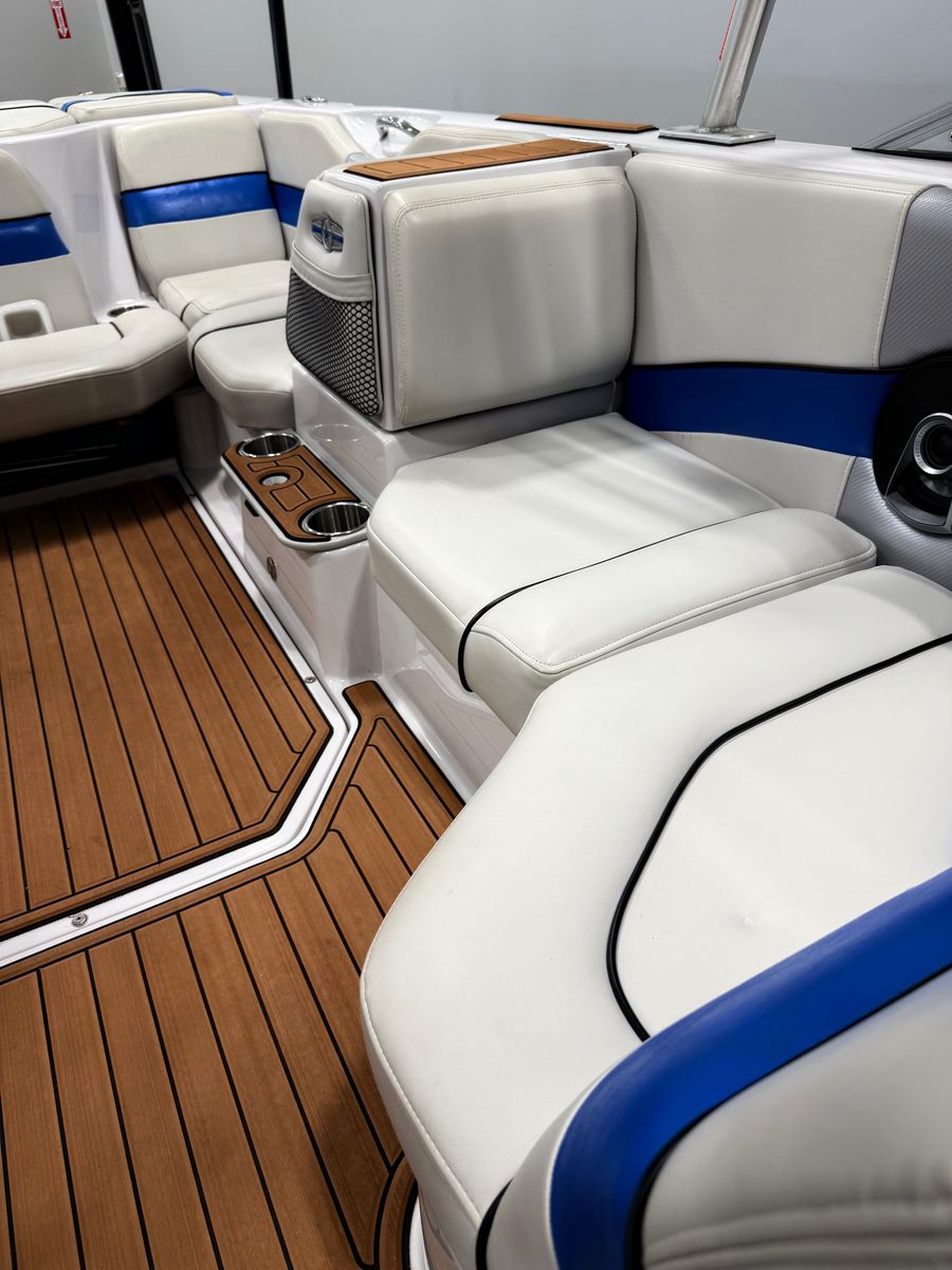 2009 Nautique 220 TE, photo 12 of 14