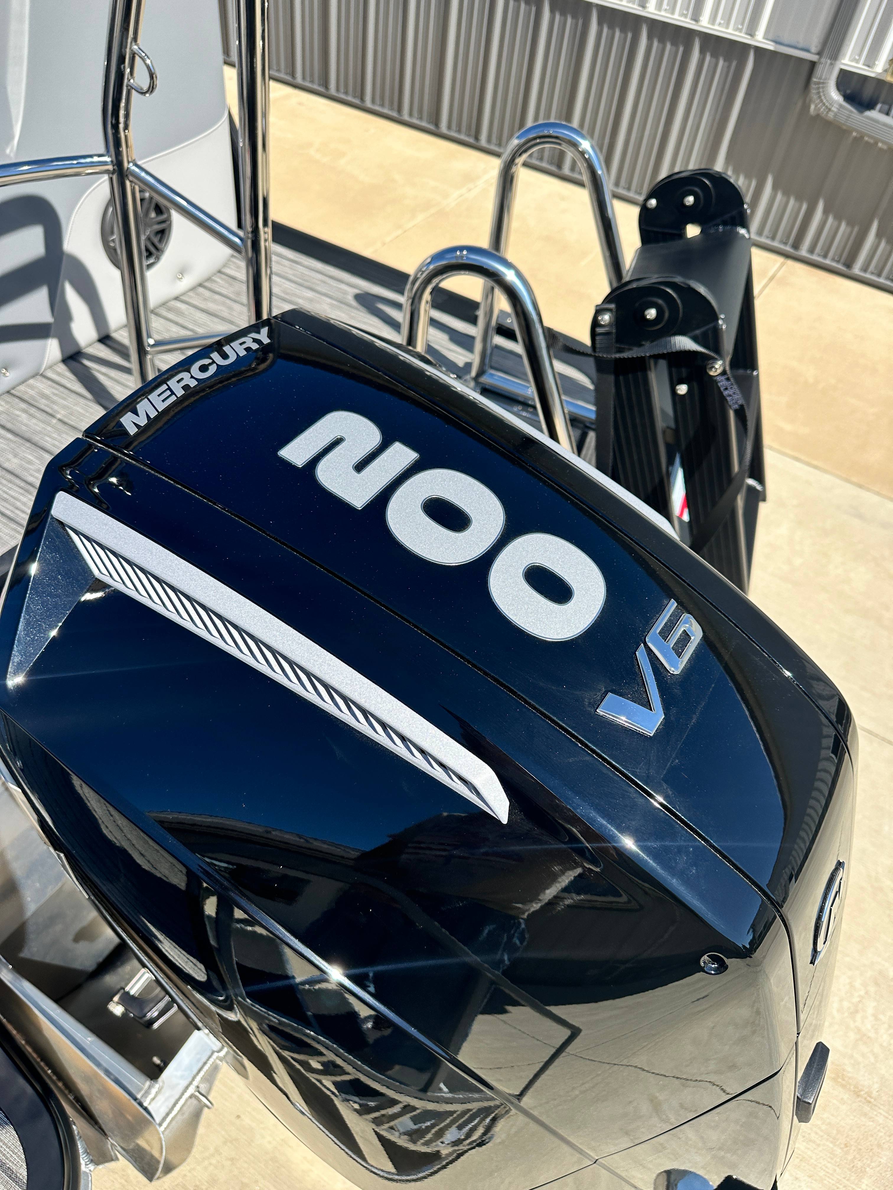 New 2025 Harris Solstice 230 For Sale in Wentworth, SD | Sodak's