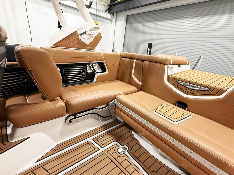 2020 Nautique G21, photo 8 of 14