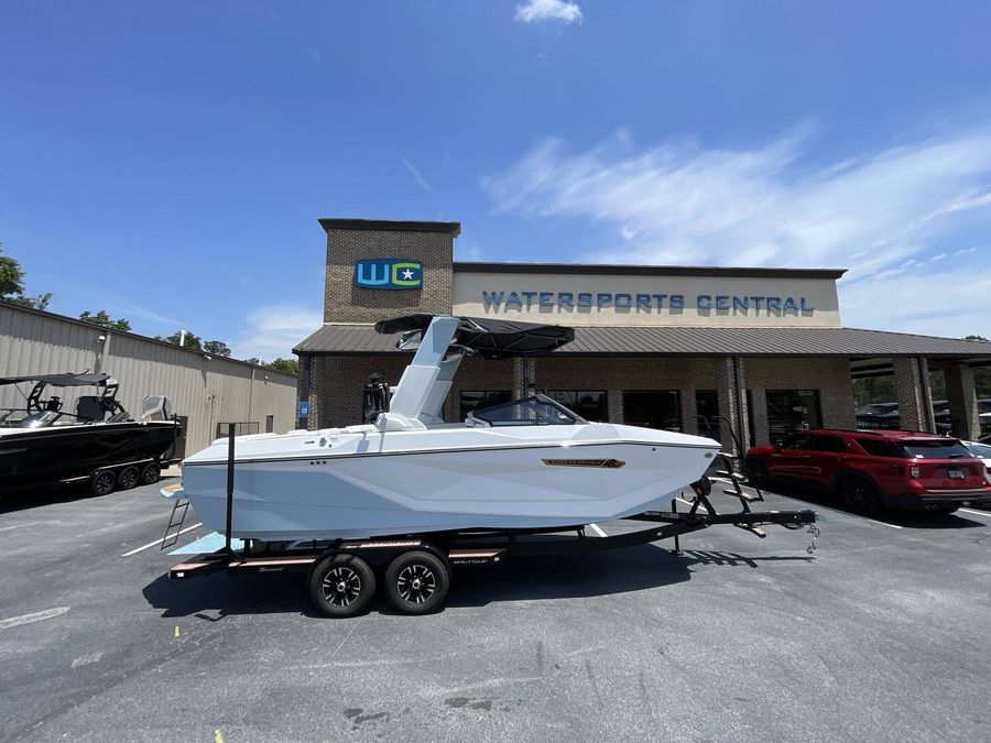 2025 Nautique G23, photo 3 of 30