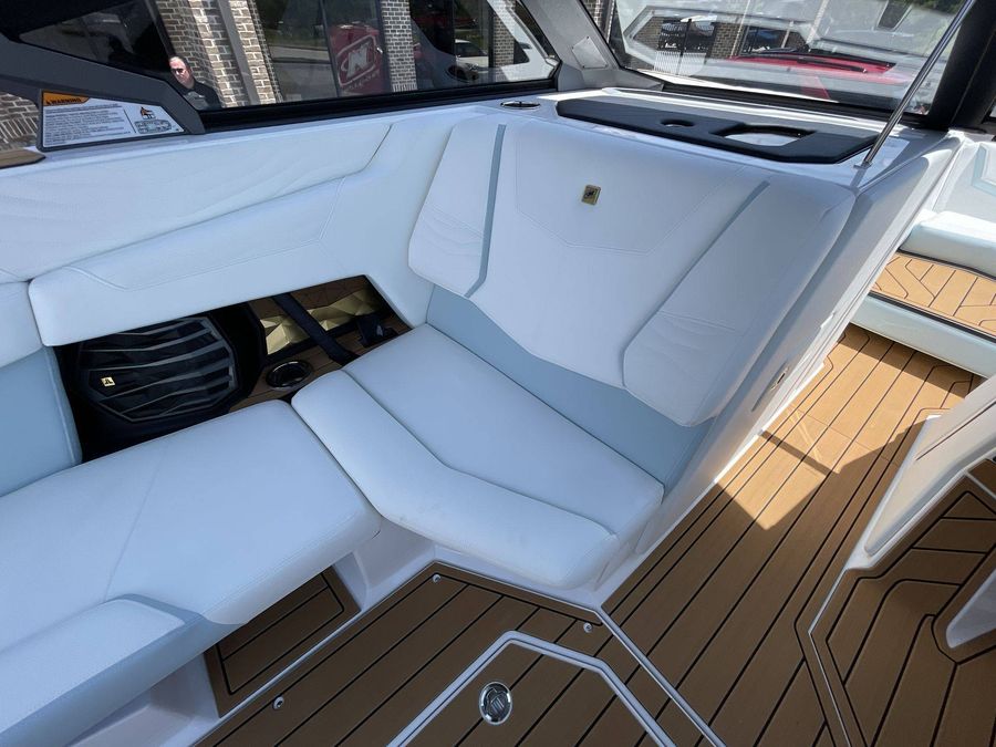 2025 Nautique G23, photo 7 of 30
