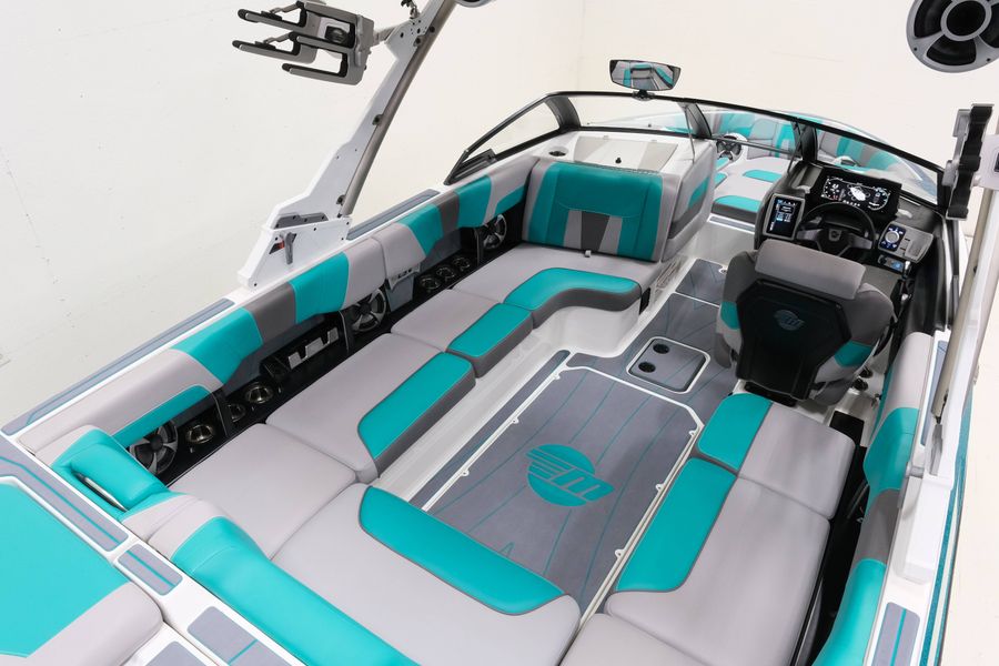 2021 Malibu 23 LSV, photo 10 of 25
