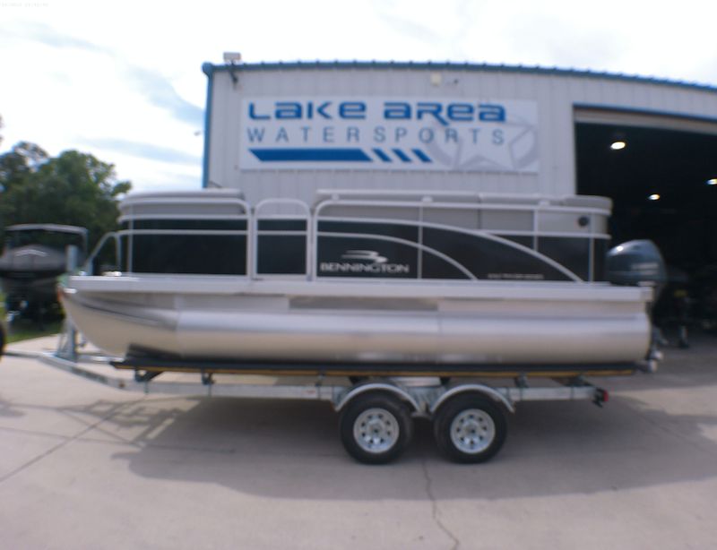 Used Boats for Sale Lake Madison - Wake Boats, Pontoon Boats