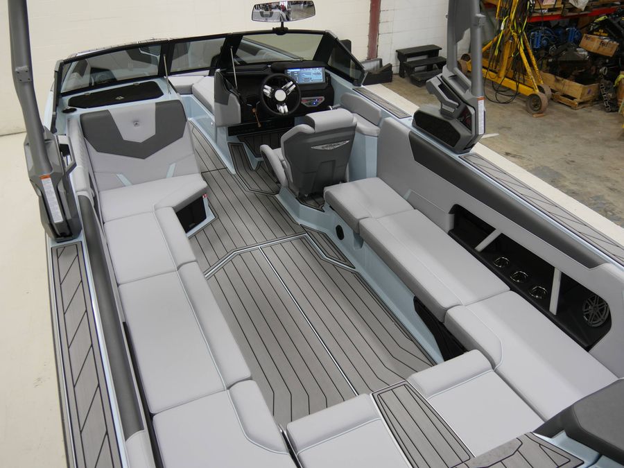 2026 Nautique GS24, photo 9 of 30