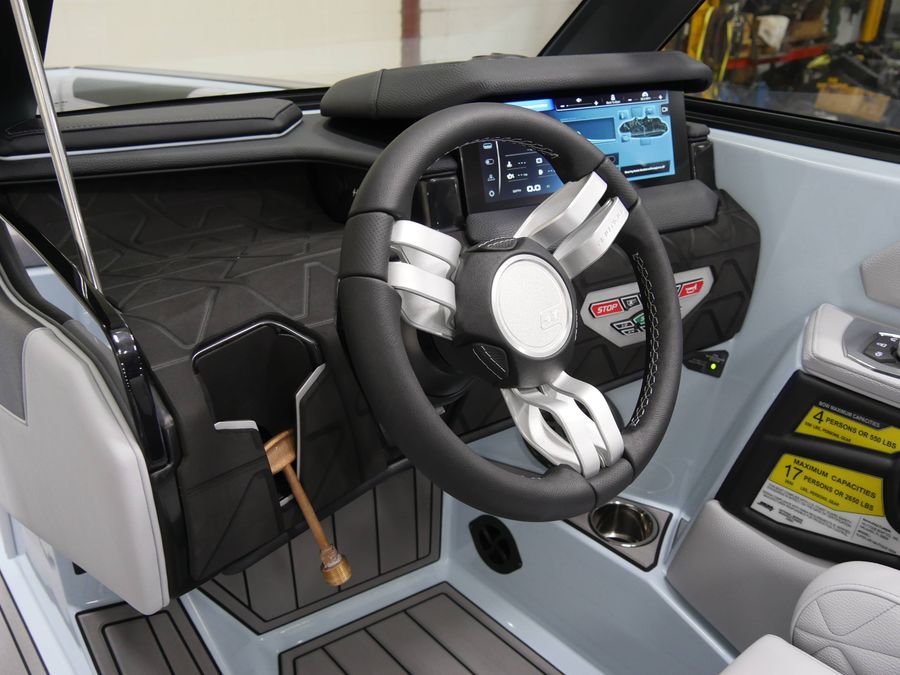 2026 Nautique GS24, photo 14 of 30