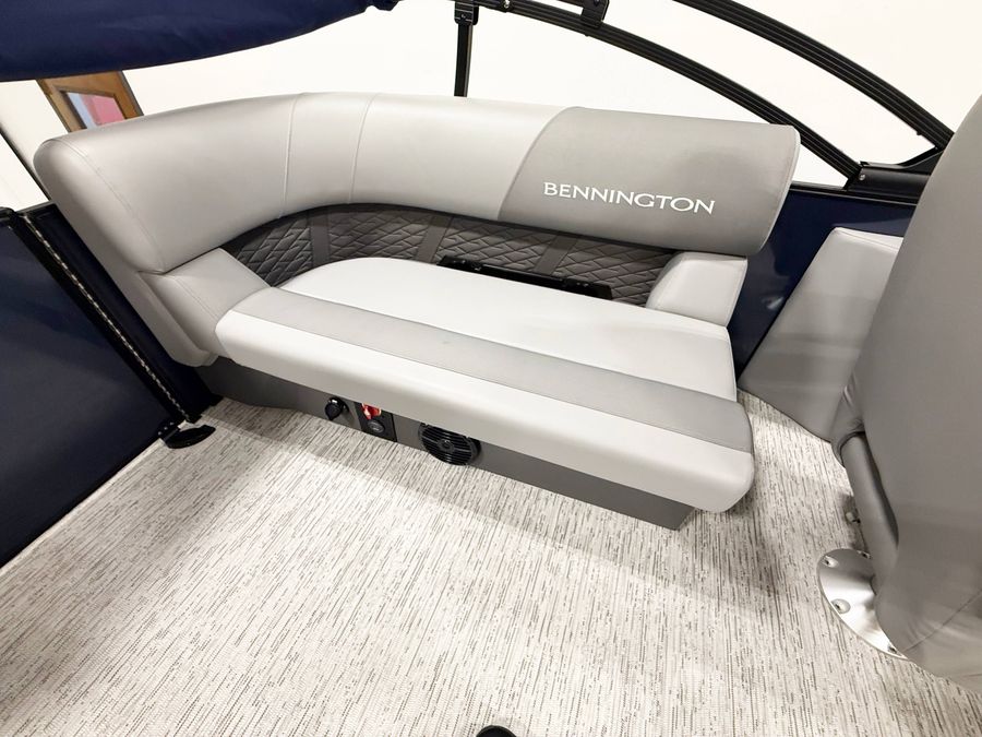 2025 Bennington 20S, photo 10 of 14