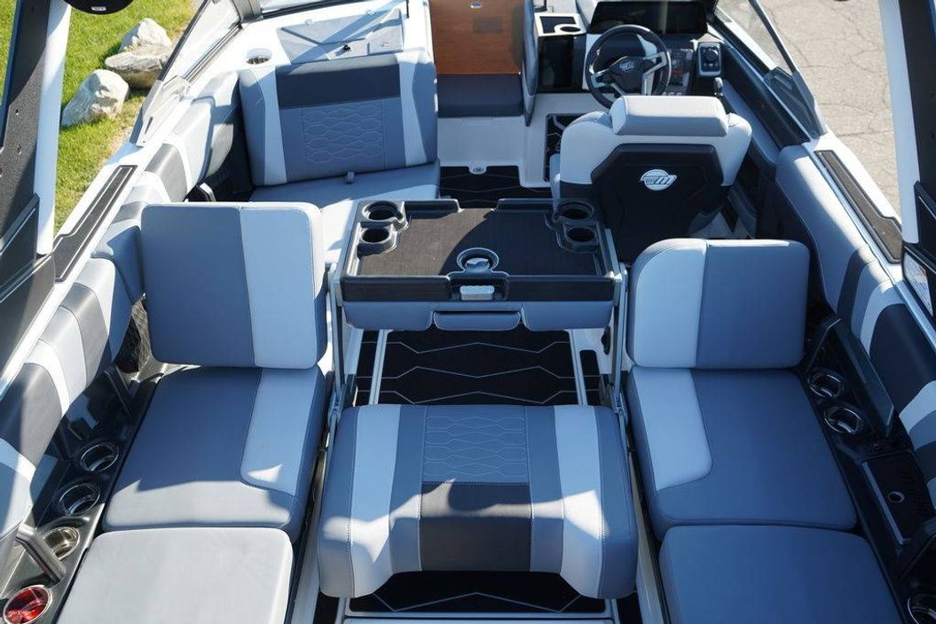 2026 Malibu Boats 23 MXZ