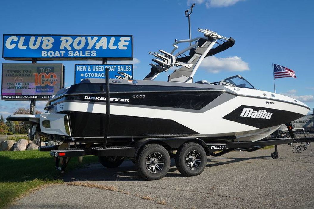 2026 Malibu Boats 23 MXZ