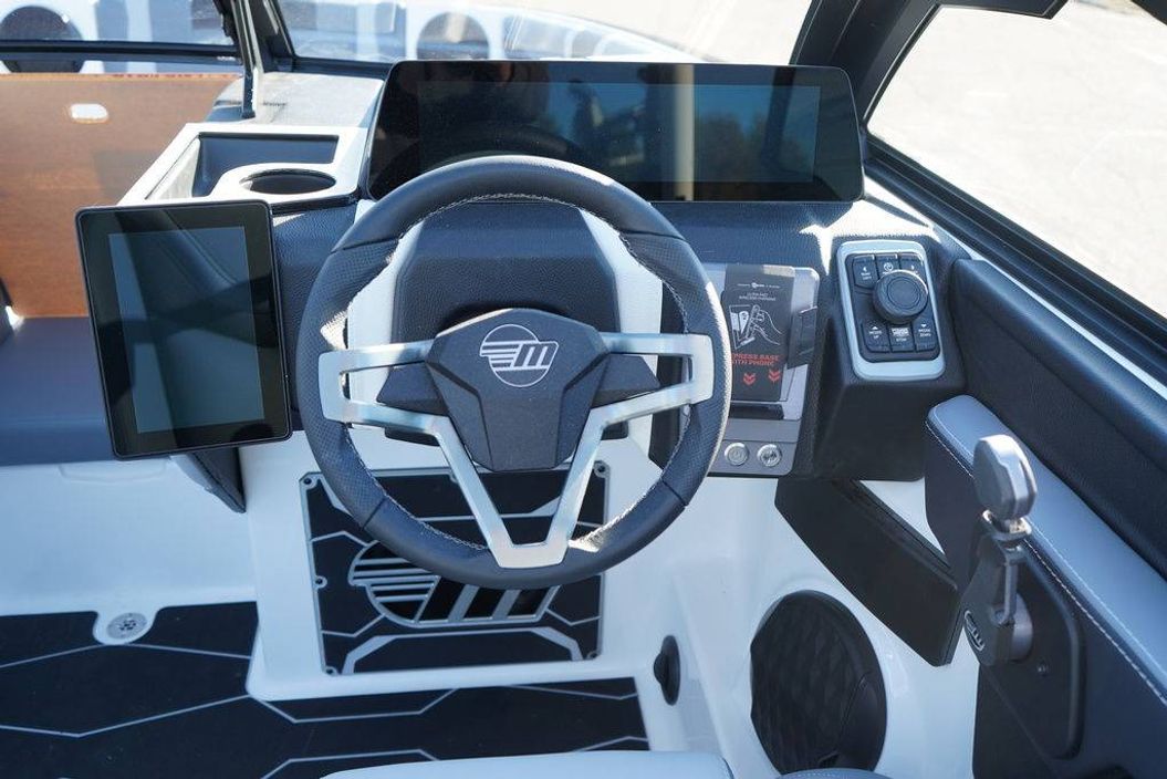 2026 Malibu Boats 23 MXZ