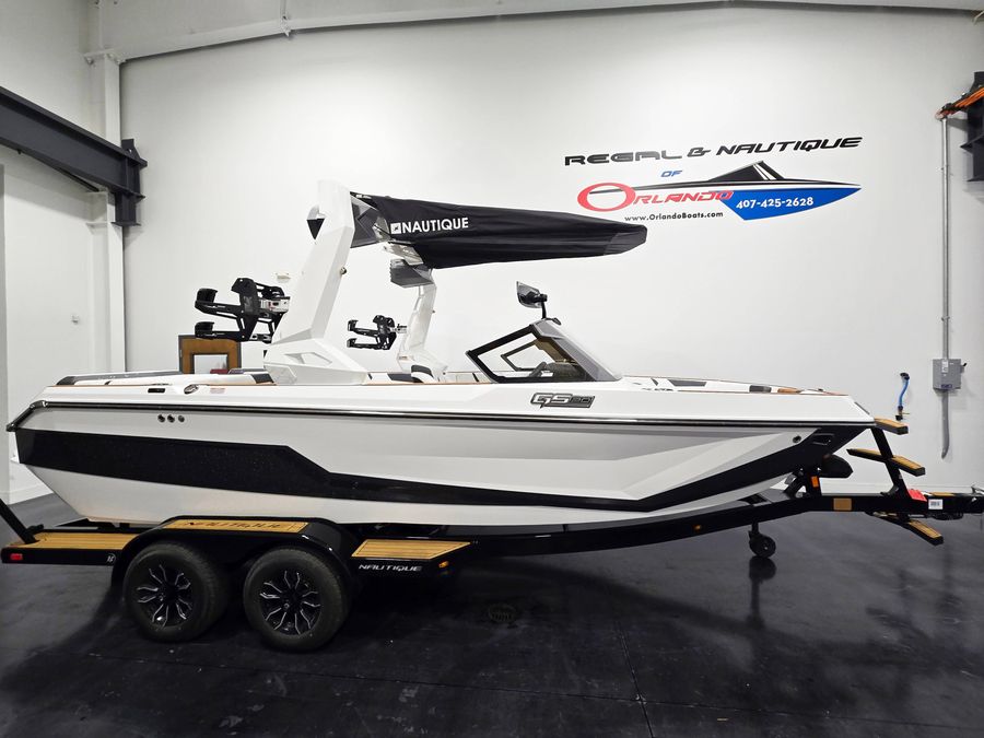 2027 Nautique GS20, photo 9 of 13