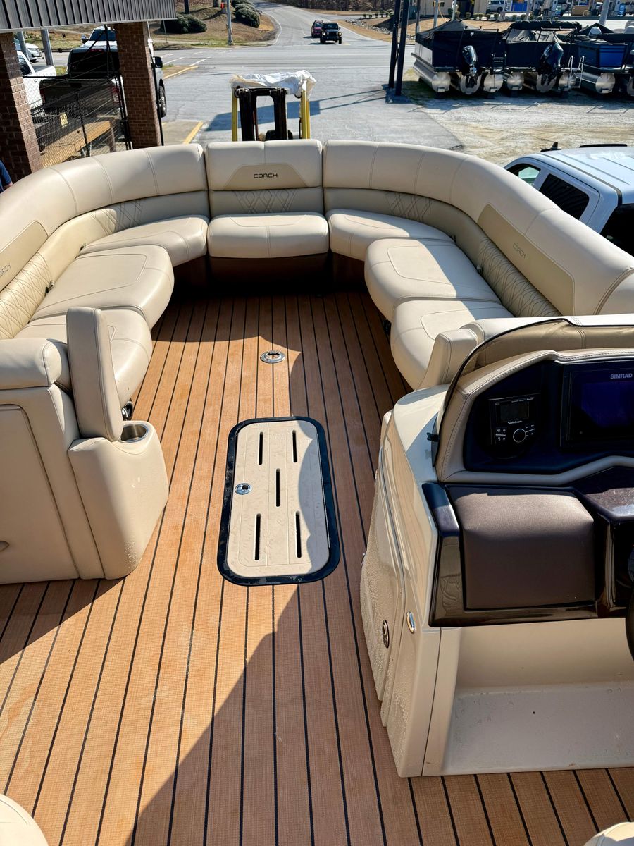 2018 Coach Pontoons 250 RL, photo 7 of 8