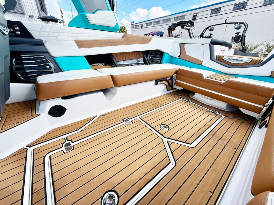 2025 Nautique G25, photo 17 of 22