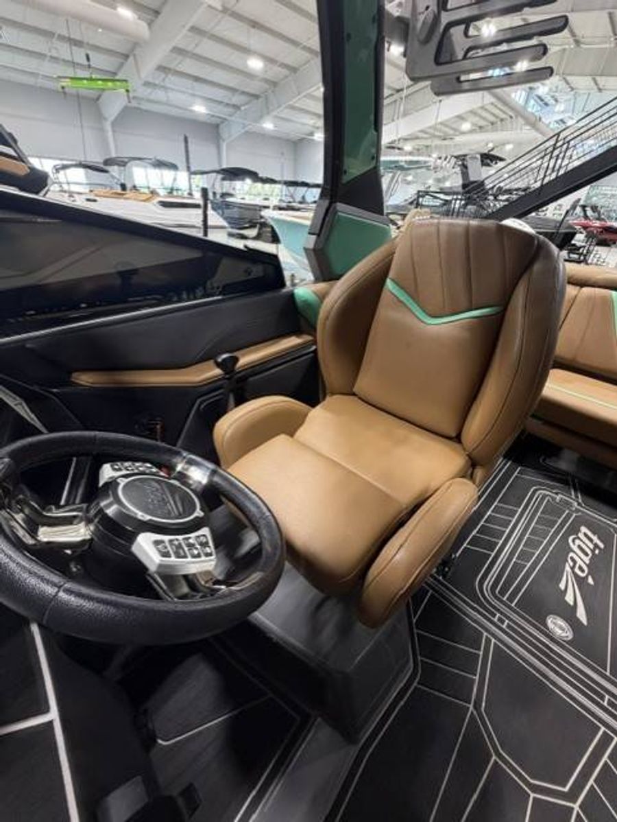 2021 Tige 23RZX, photo 11 of 15