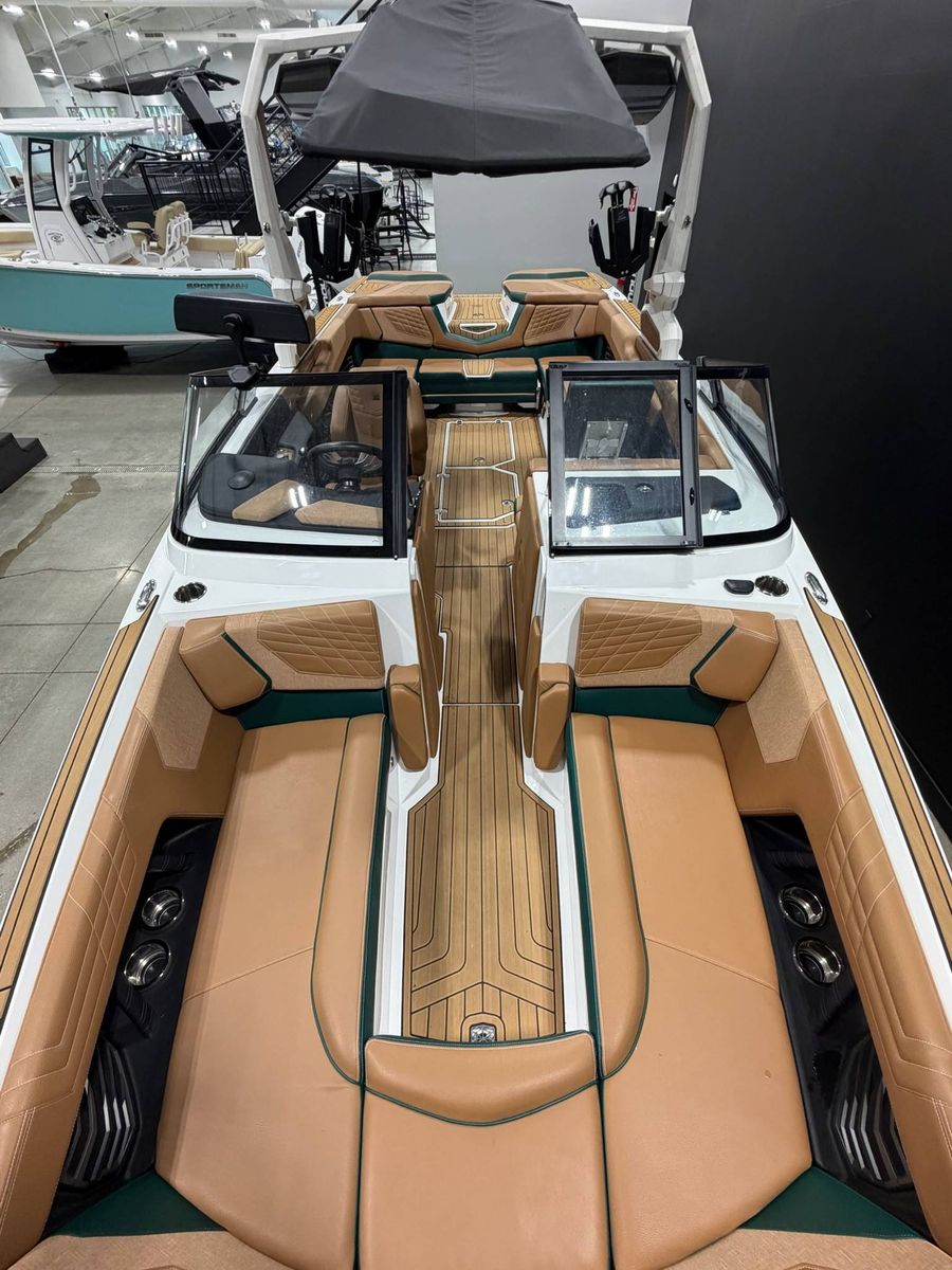 2024 Nautique G25, photo 19 of 21