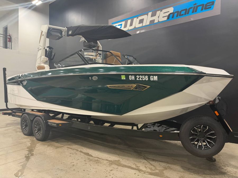 2024 Nautique G25, photo 2 of 21