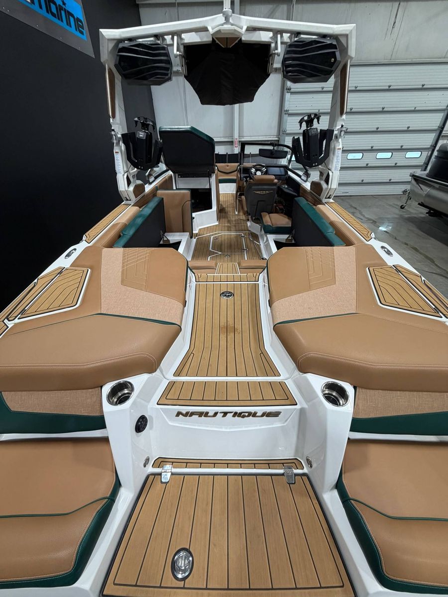 2024 Nautique G25, photo 6 of 21