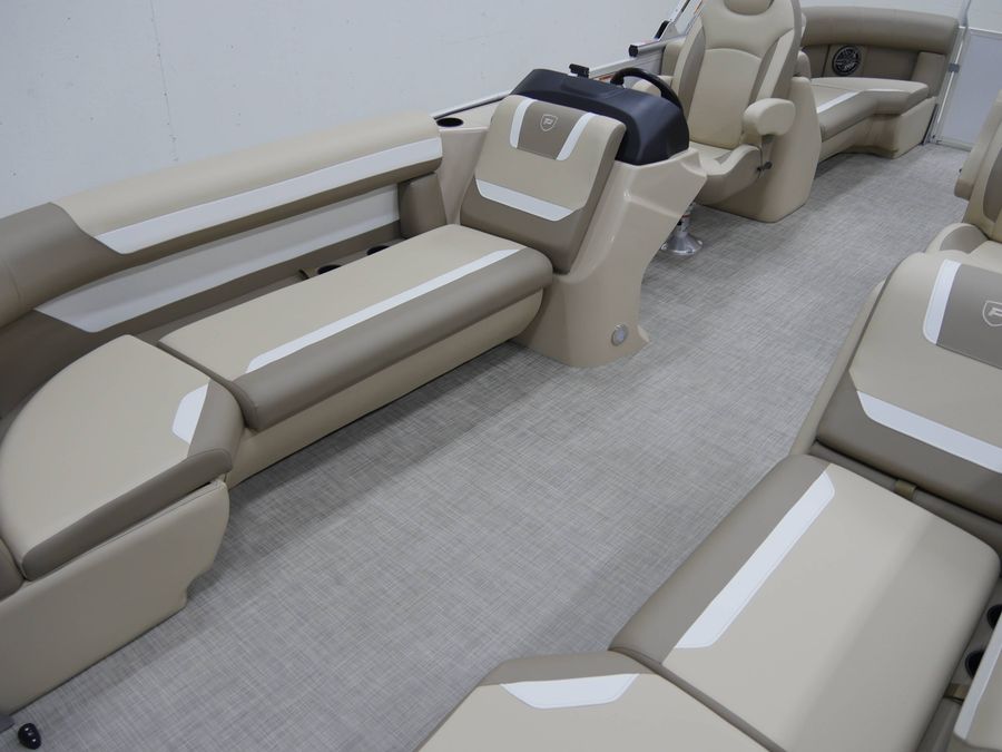 2026 Premier 220 Sunscape RF, photo 7 of 21
