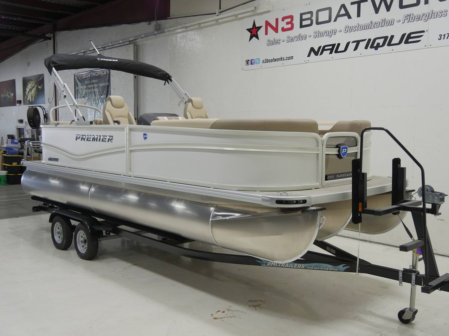 2026 Premier 220 Sunscape RF, photo 2 of 21