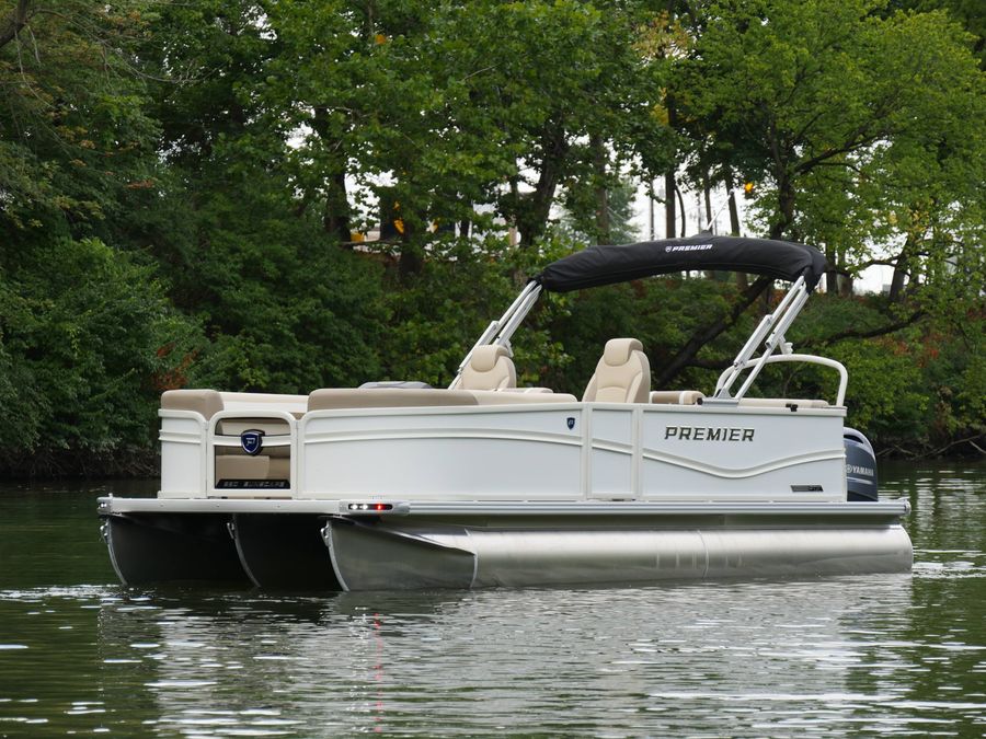 2026 Premier 220 Sunscape RF, photo 19 of 21