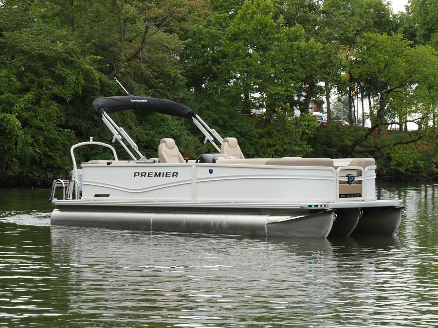 2026 Premier 220 Sunscape RF, photo 18 of 21