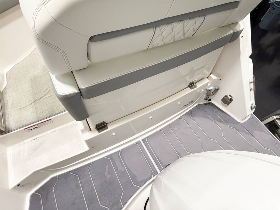 2023 Regal 26XO, photo 17 of 19