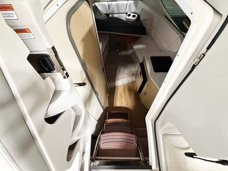 2023 Regal 26XO, photo 18 of 19