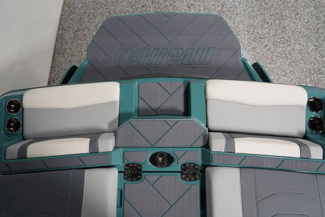 2025 Malibu Boats 23 LSV