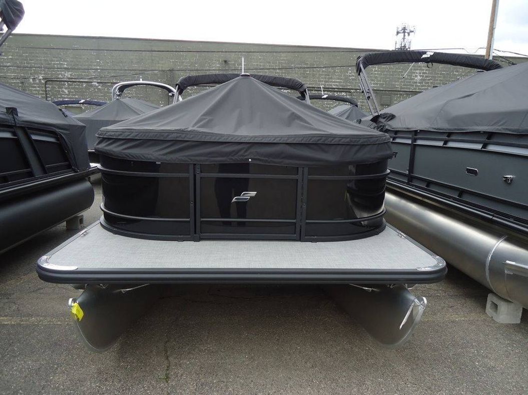 2026 Starcraft Marine EX 24 Q