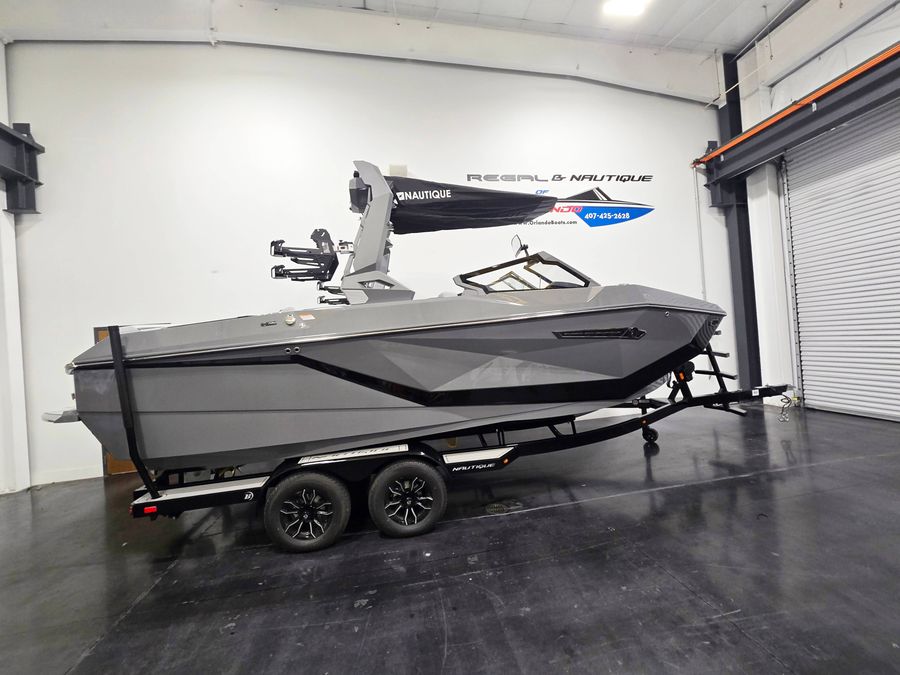 2027 Nautique G21, photo 2 of 12