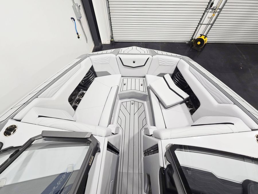 2027 Nautique G21, photo 7 of 12