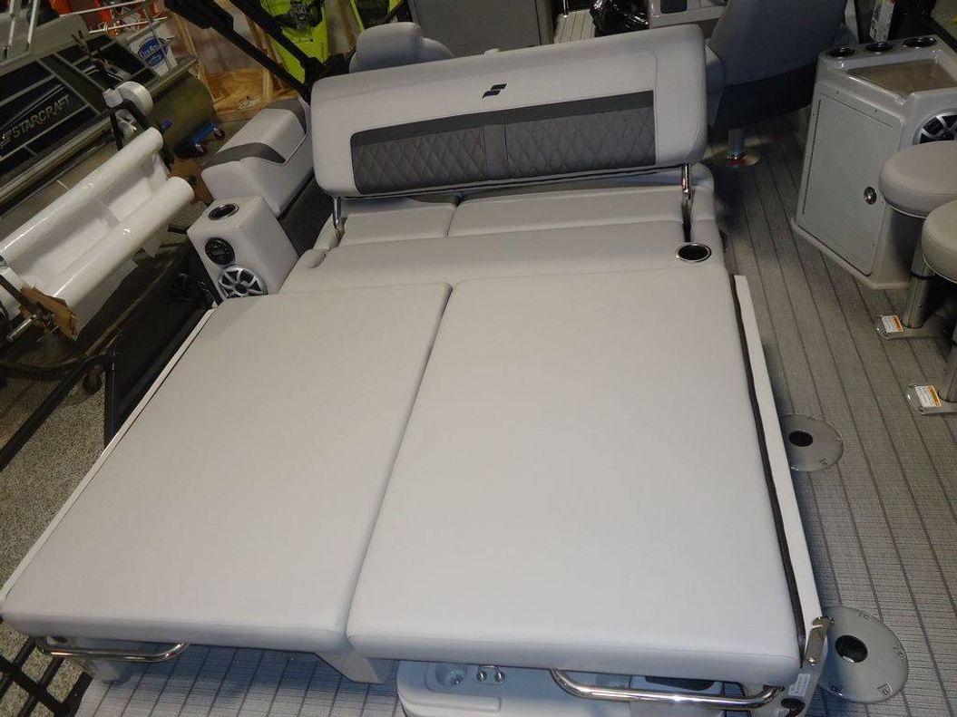 2026 Starcraft Marine CX 23 DL DH BAR