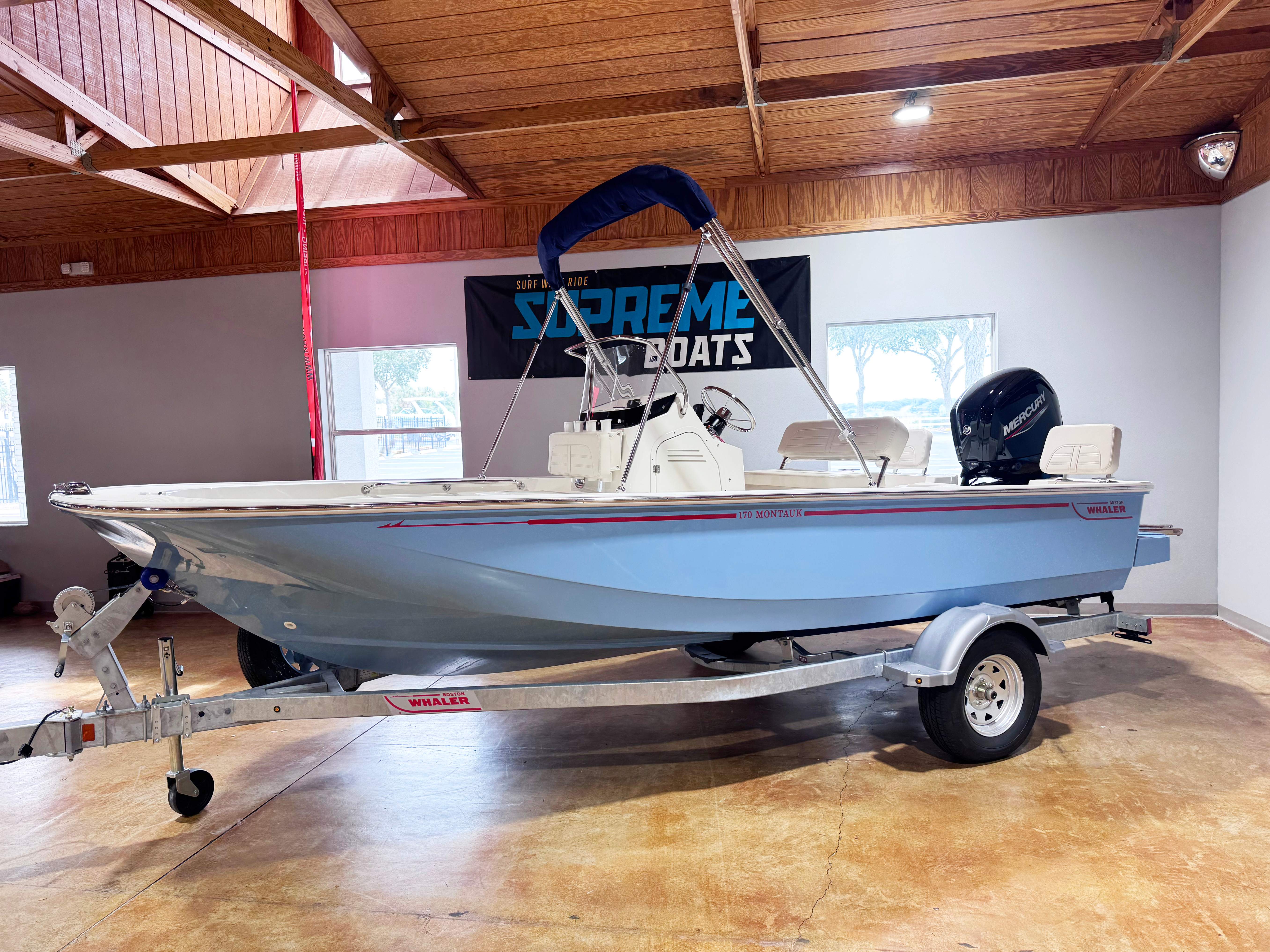2027 Boston Whaler 170 Montauk — photo 2