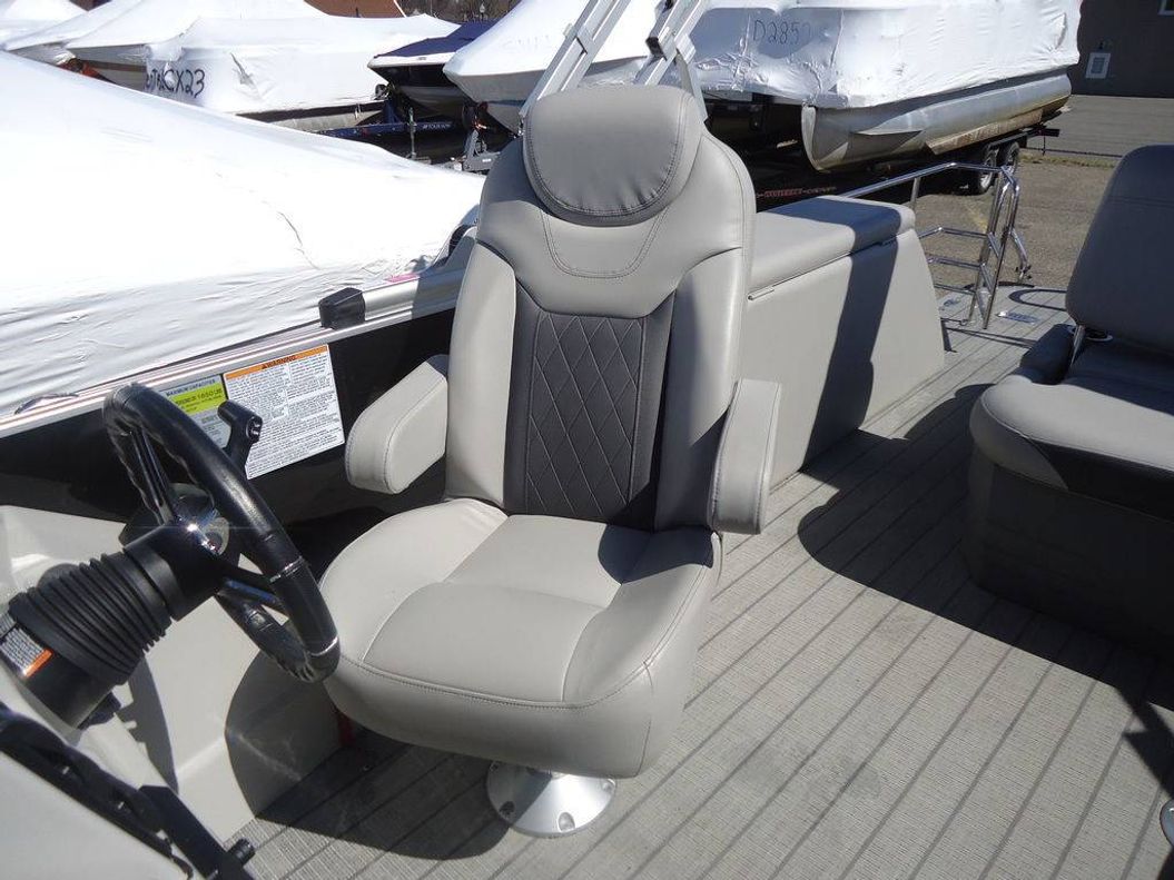 2023 Starcraft Marine CX 23 Q DH