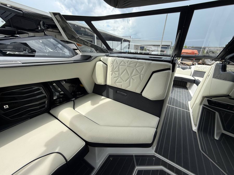 2023 Nautique P23, photo 9 of 14