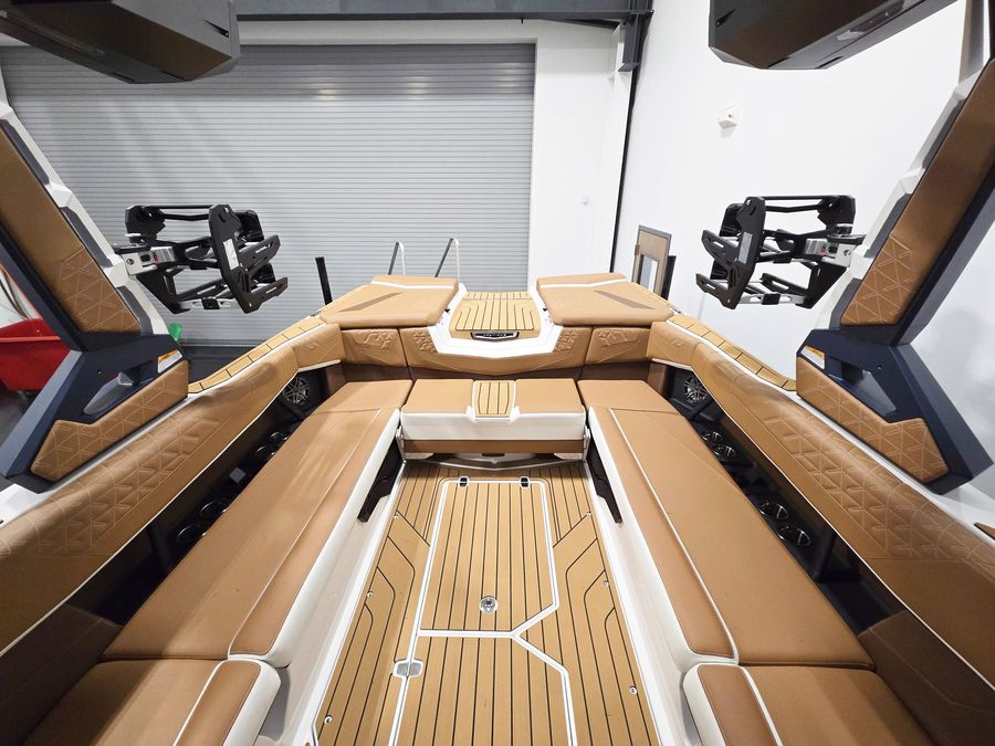 2027 Nautique S25, photo 14 of 15