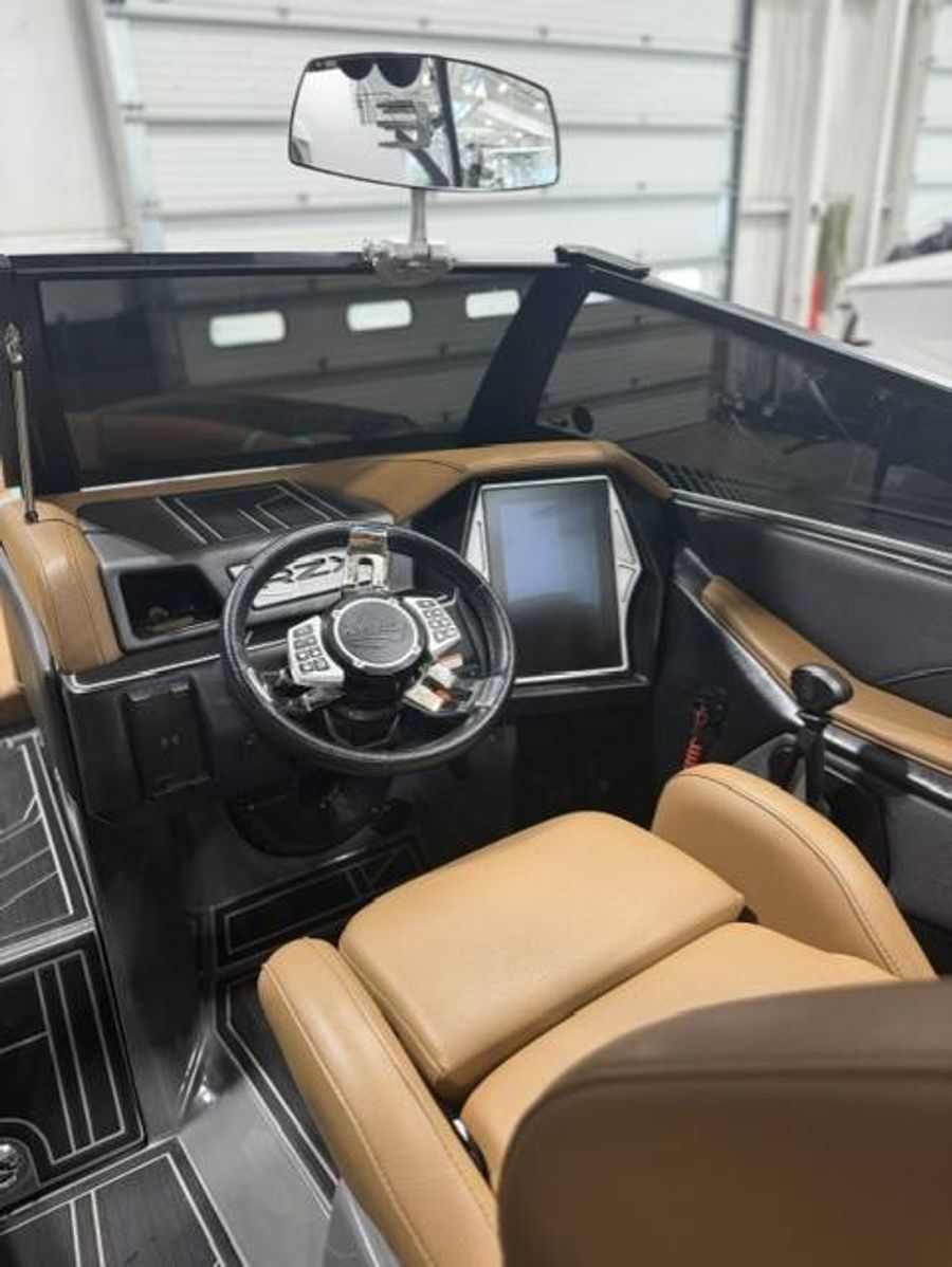2021 Tige 23RZX, photo 8 of 15