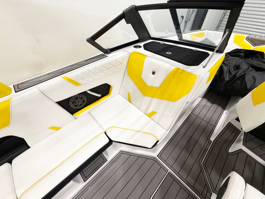 2024 Nautique GS22, photo 5 of 11