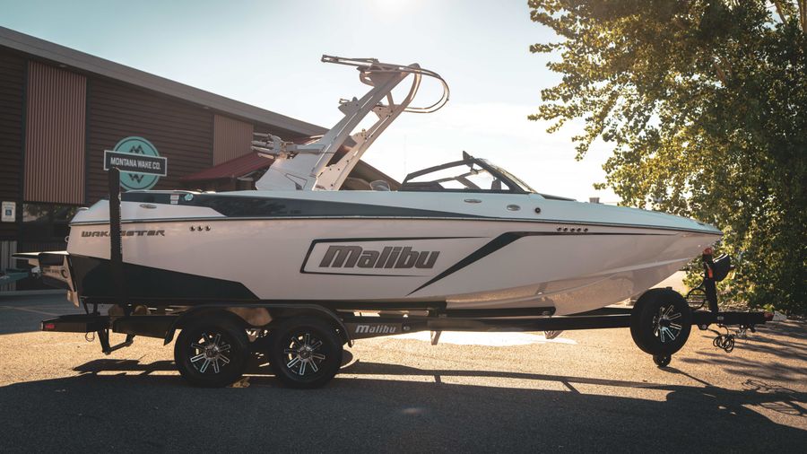 2022 Malibu Wakesetter 22 LSV, photo 2 of 14