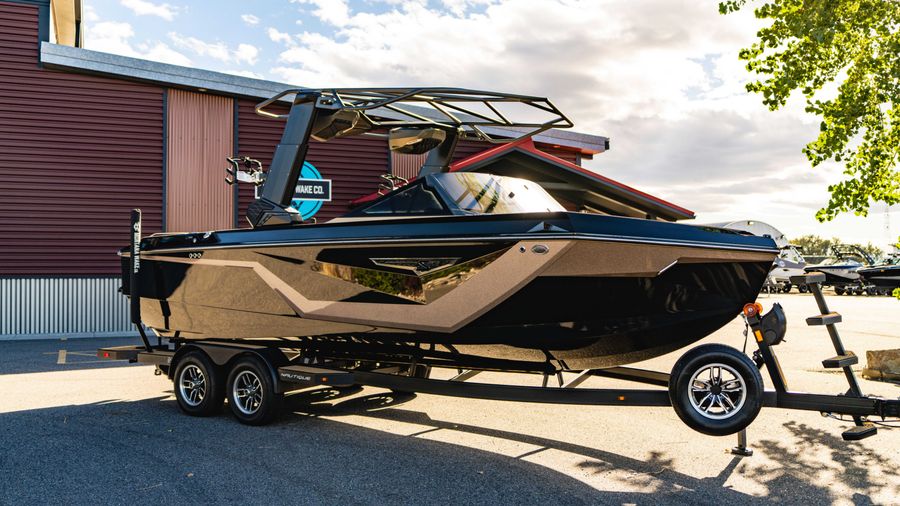 2026 Nautique S23